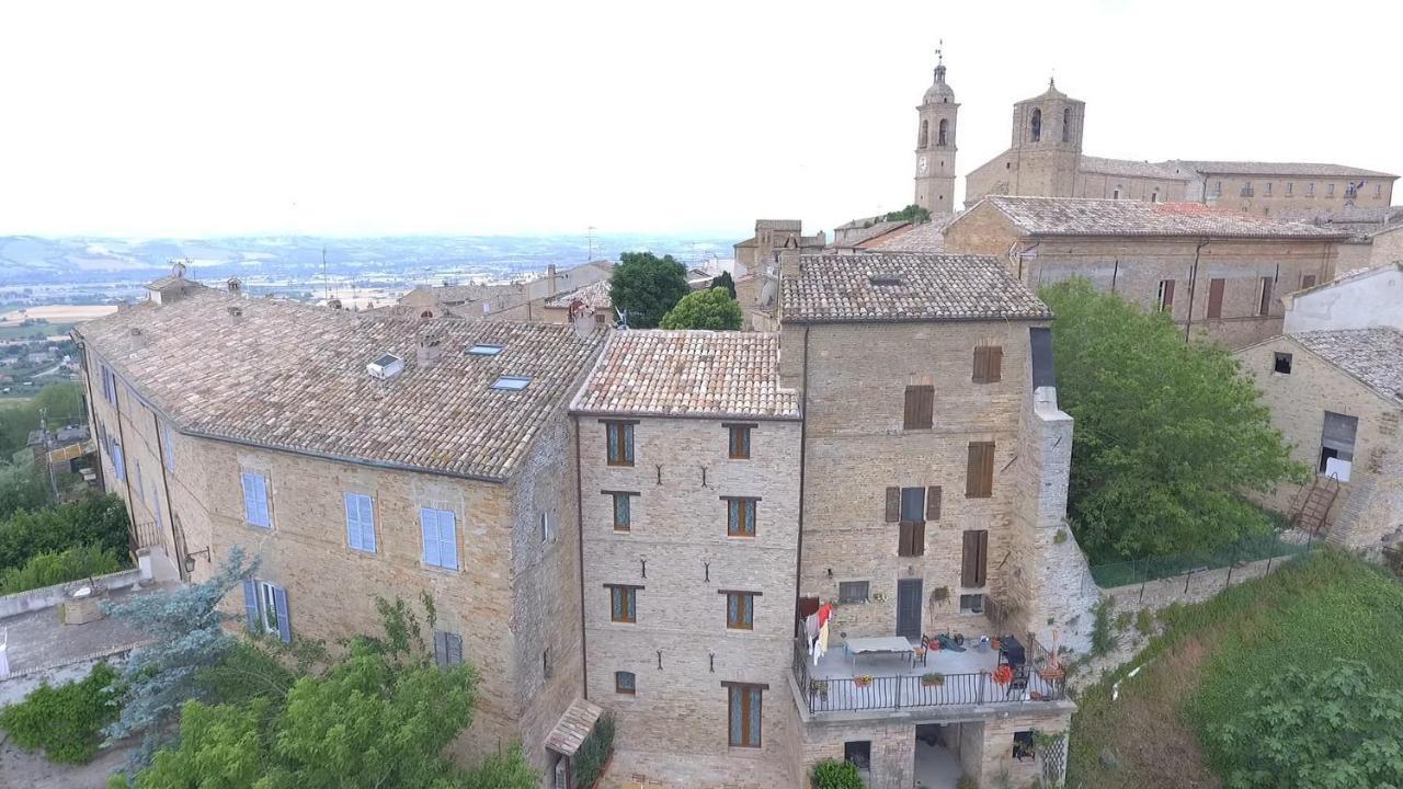 Montecosaro  Il Castello Affittacamere المظهر الخارجي الصورة